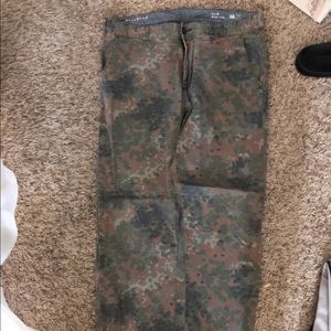 Men’s camouflage pants